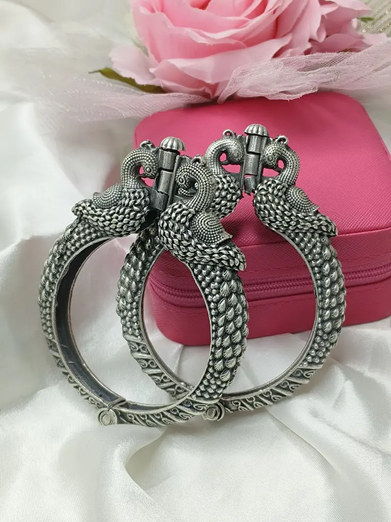 Oxidized Rajasthani Bangle