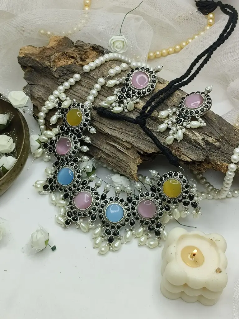 Colorful Shringarika Necklace Set