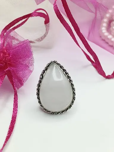 Blissful Moonlight Glow Natural Moonstone Ring