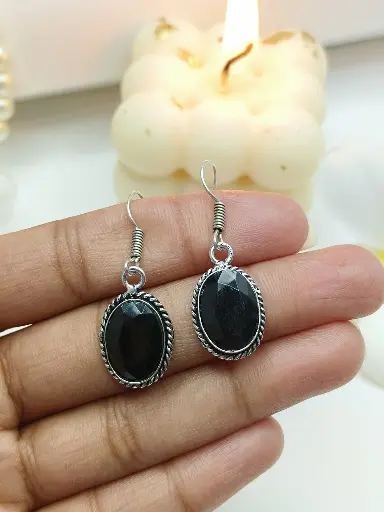 Glow of Darkness Natural Onyx Earring