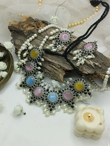 Colorful Shringarika Necklace Set