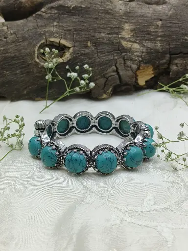 Elegant Turquoise Bangle - Single